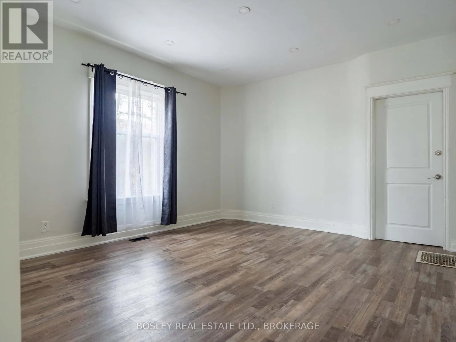 5 HERRICK AVENUE