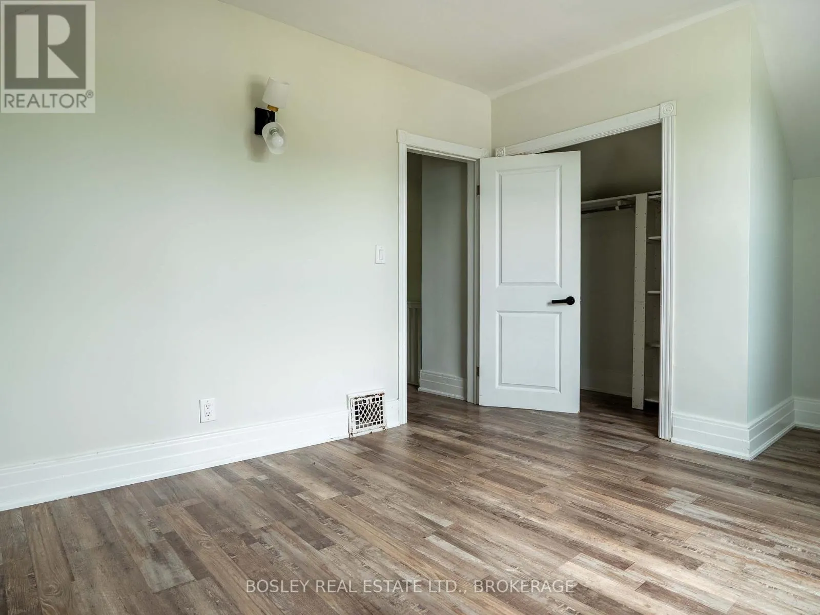 5 HERRICK AVENUE