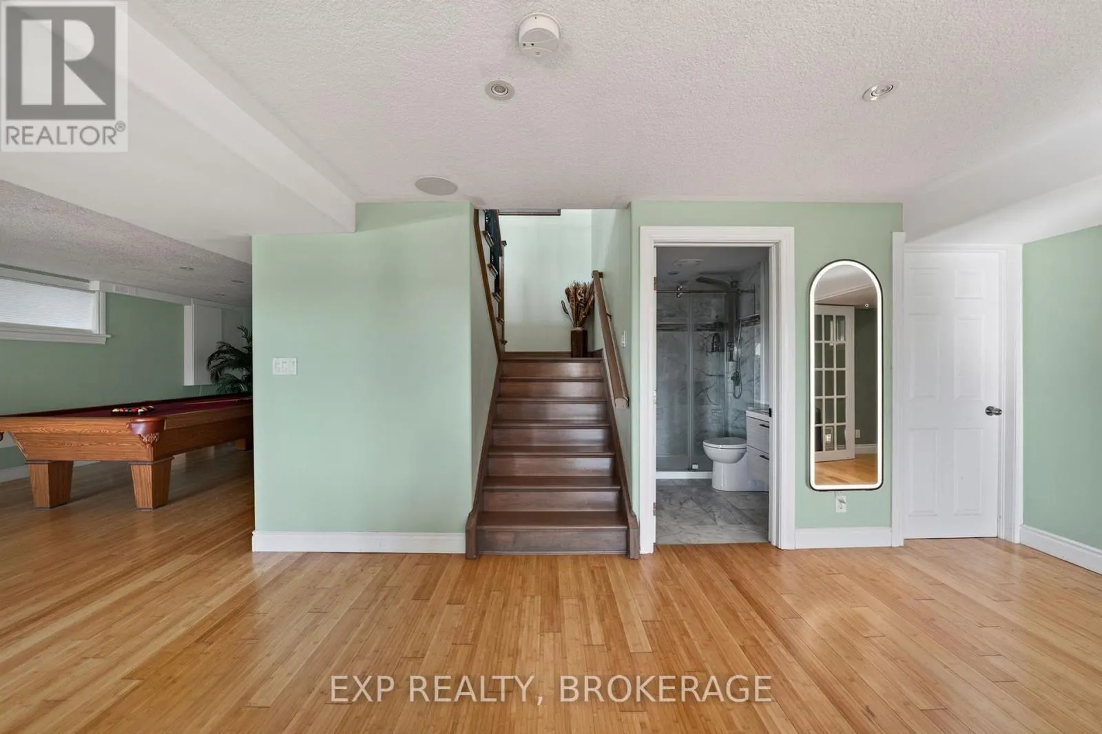 5005 FOX RUN PLACE
