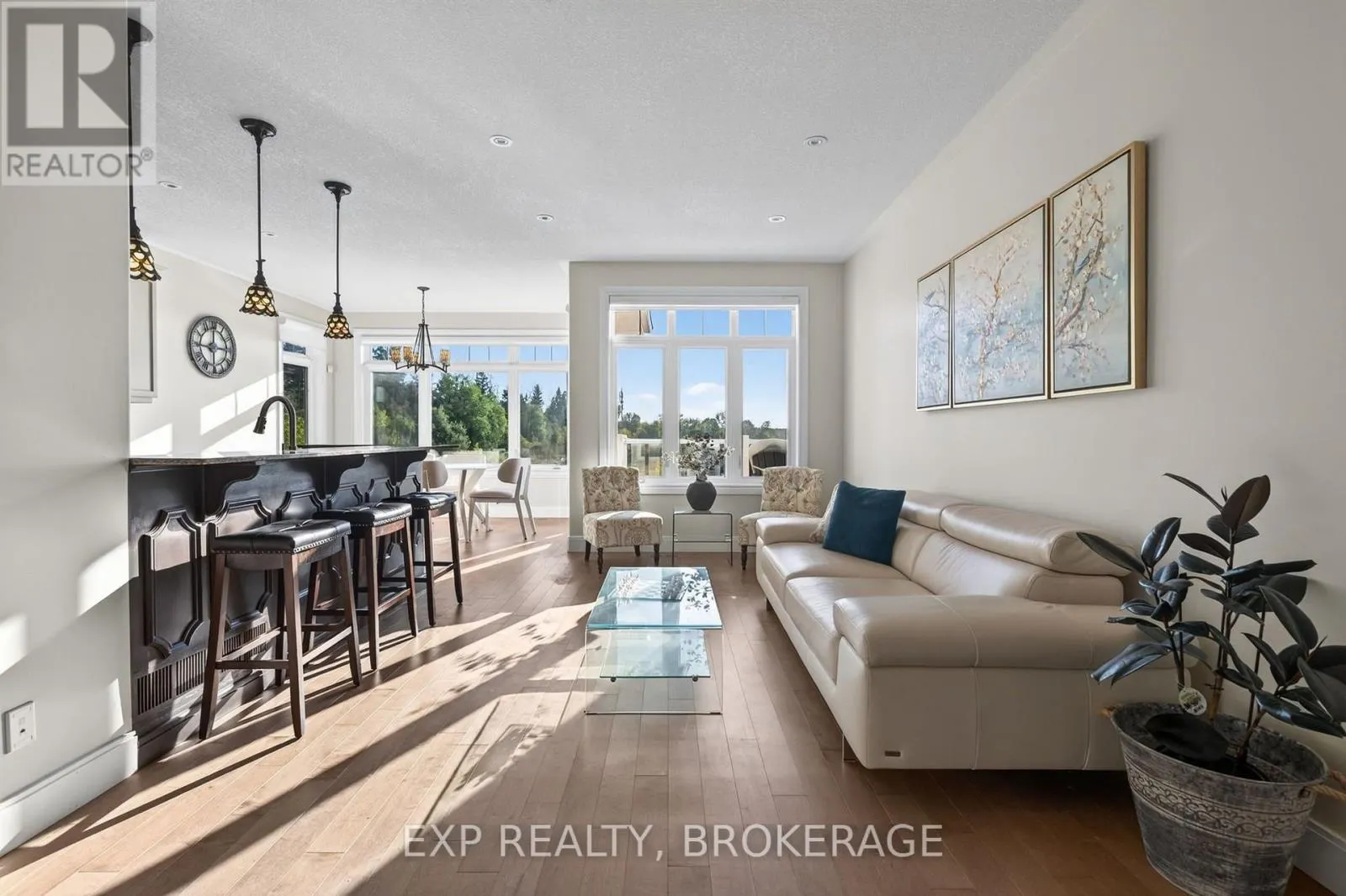 5005 FOX RUN PLACE
