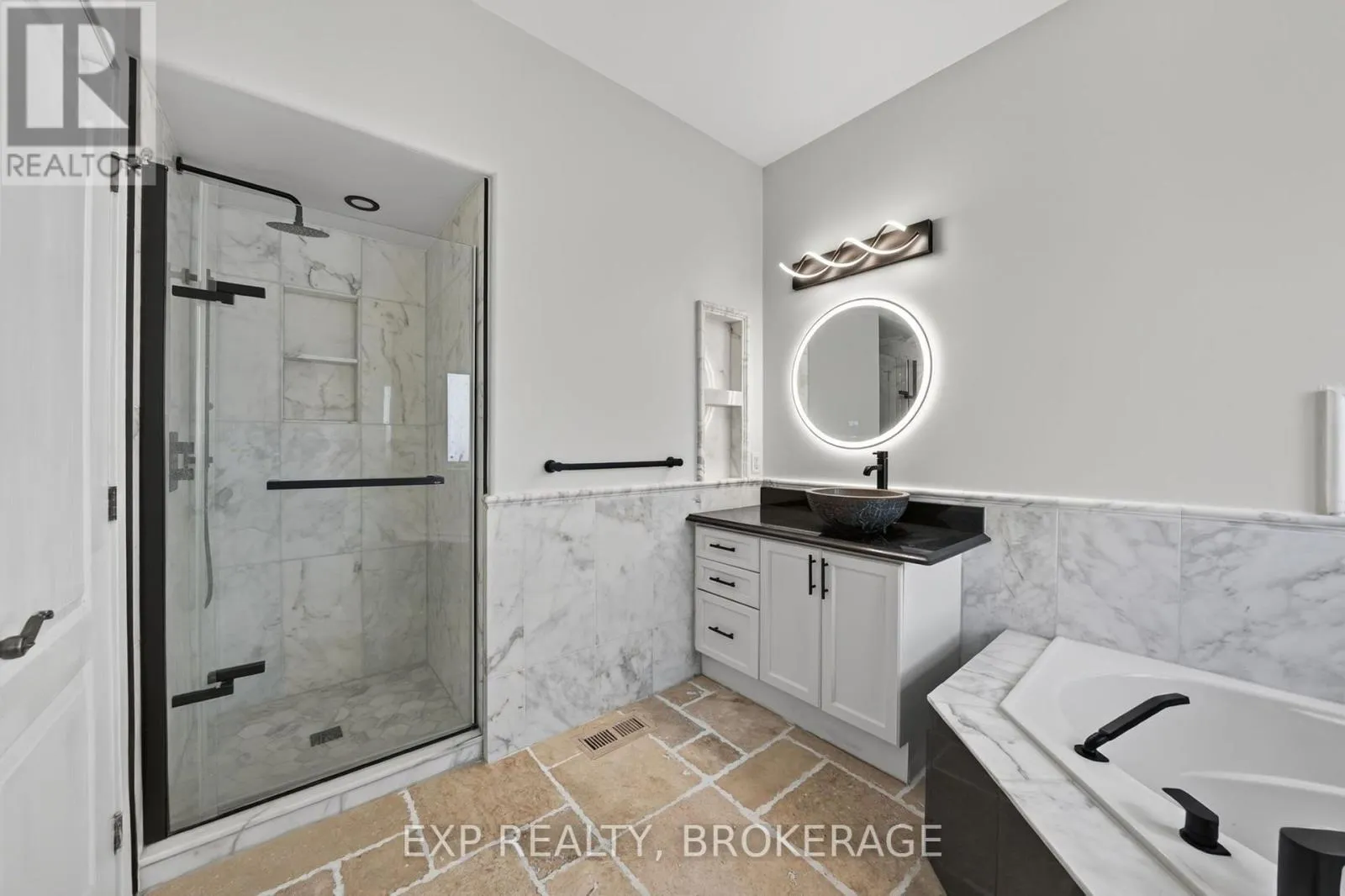 5005 FOX RUN PLACE