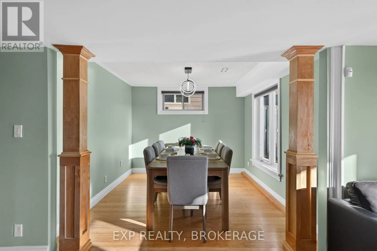 5005 FOX RUN PLACE