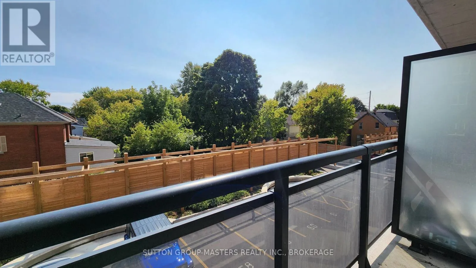 211 - 652 PRINCESS STREET #211
