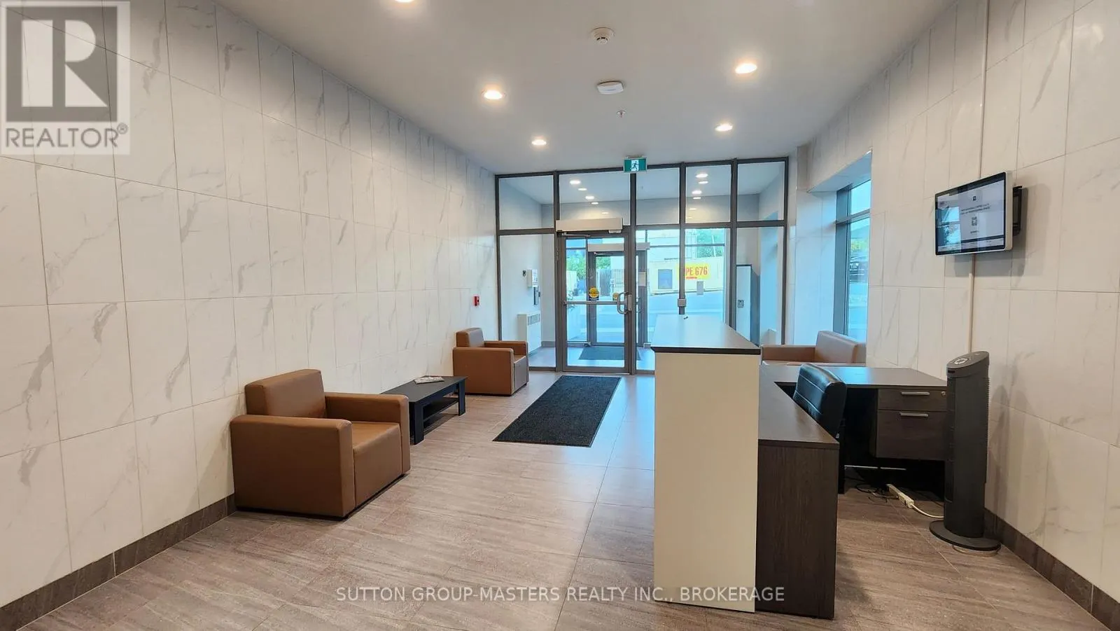 211 - 652 PRINCESS STREET #211