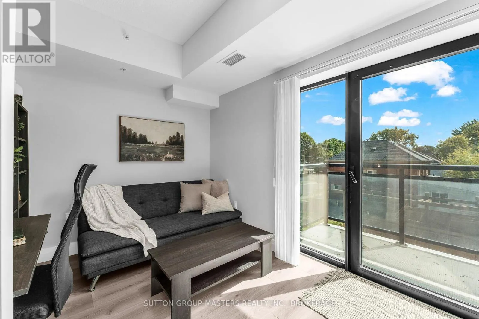 211 - 652 PRINCESS STREET #211
