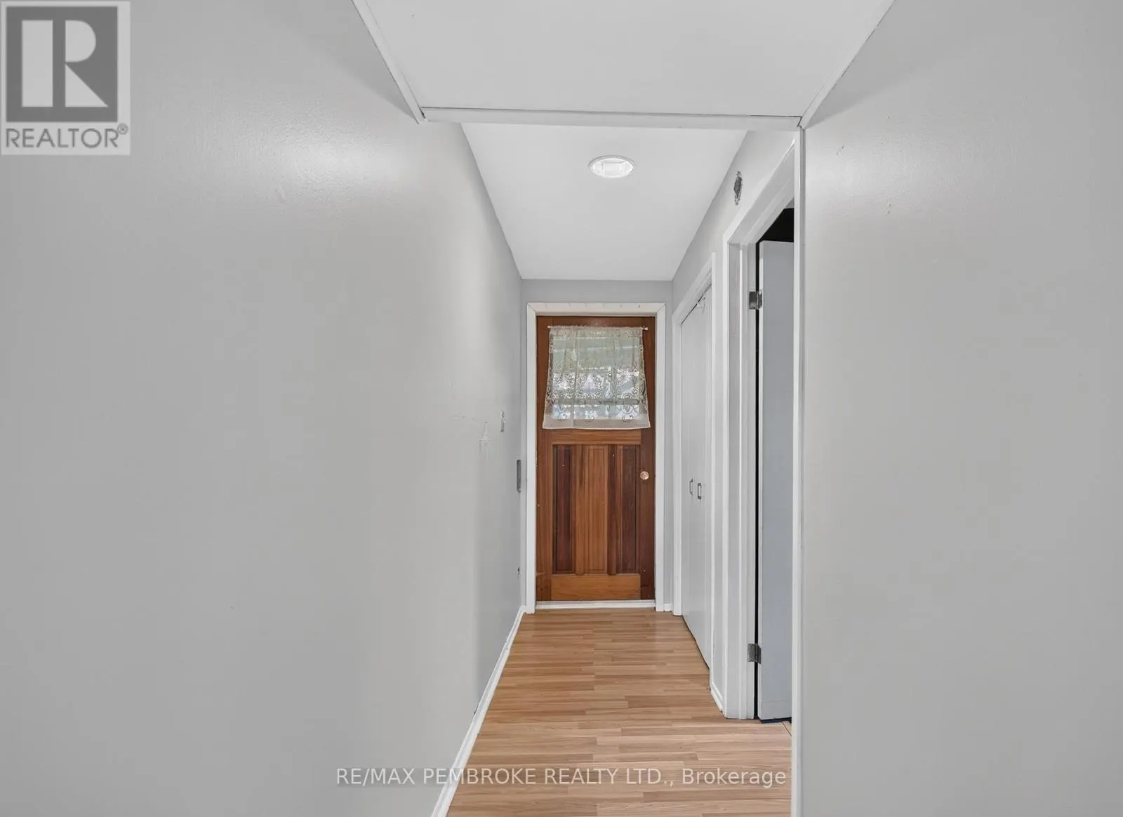 14 ROY STREET