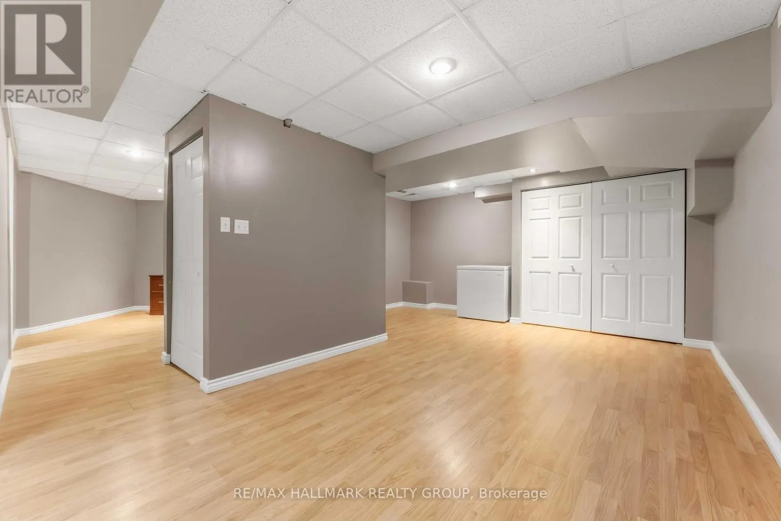2053 ROLLING BROOK DRIVE