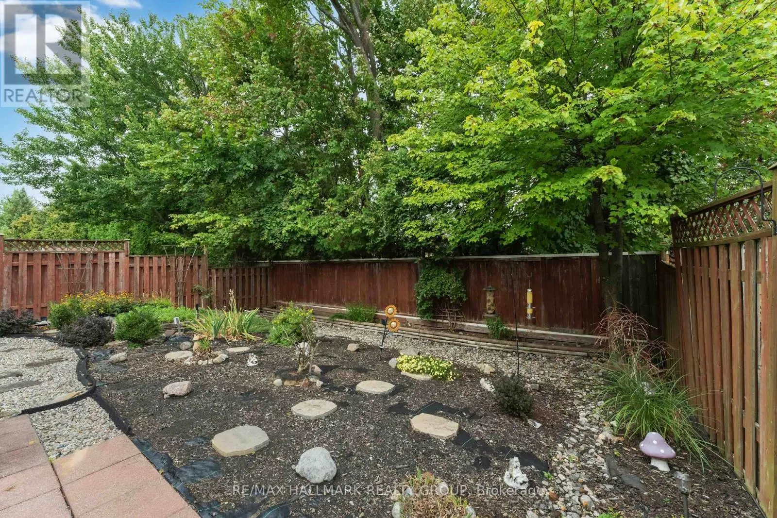 2053 ROLLING BROOK DRIVE