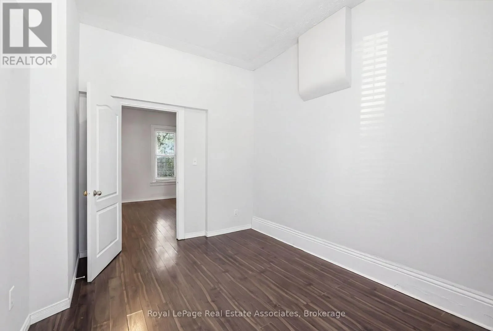 1 - 51 WELLINGTON STREET N