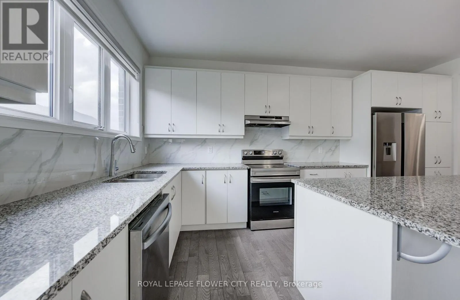 51 WILLIAM NADOR STREET