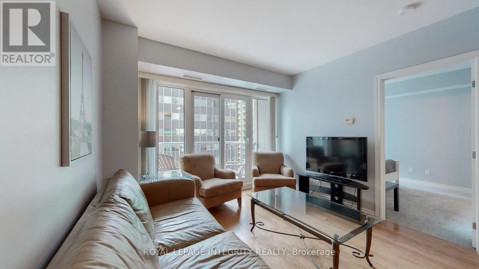 903 - 234 RIDEAU STREET