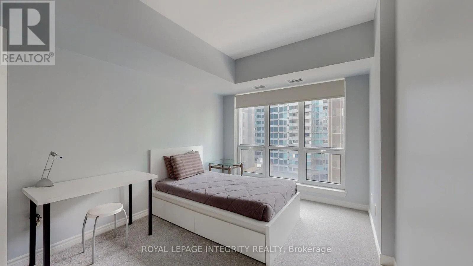903 - 234 RIDEAU STREET