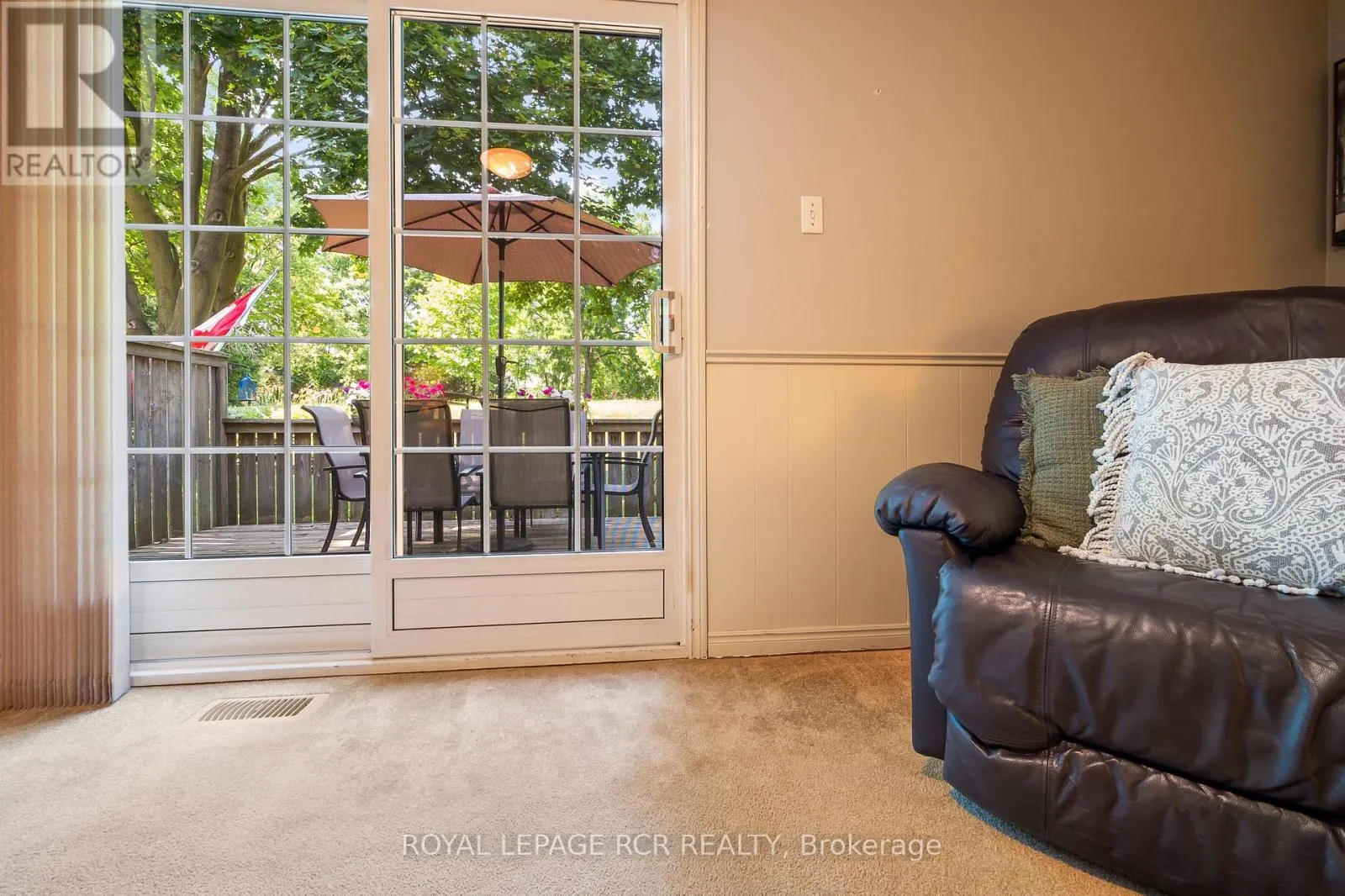 137 WHITE PINE CRESCENT