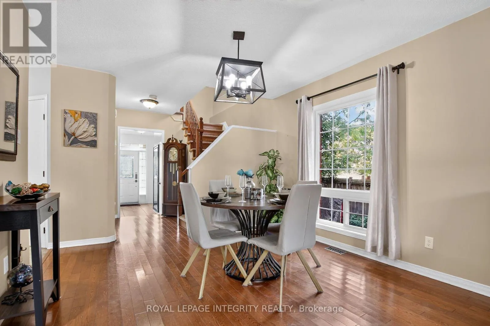 1 CHANTILLY GATE