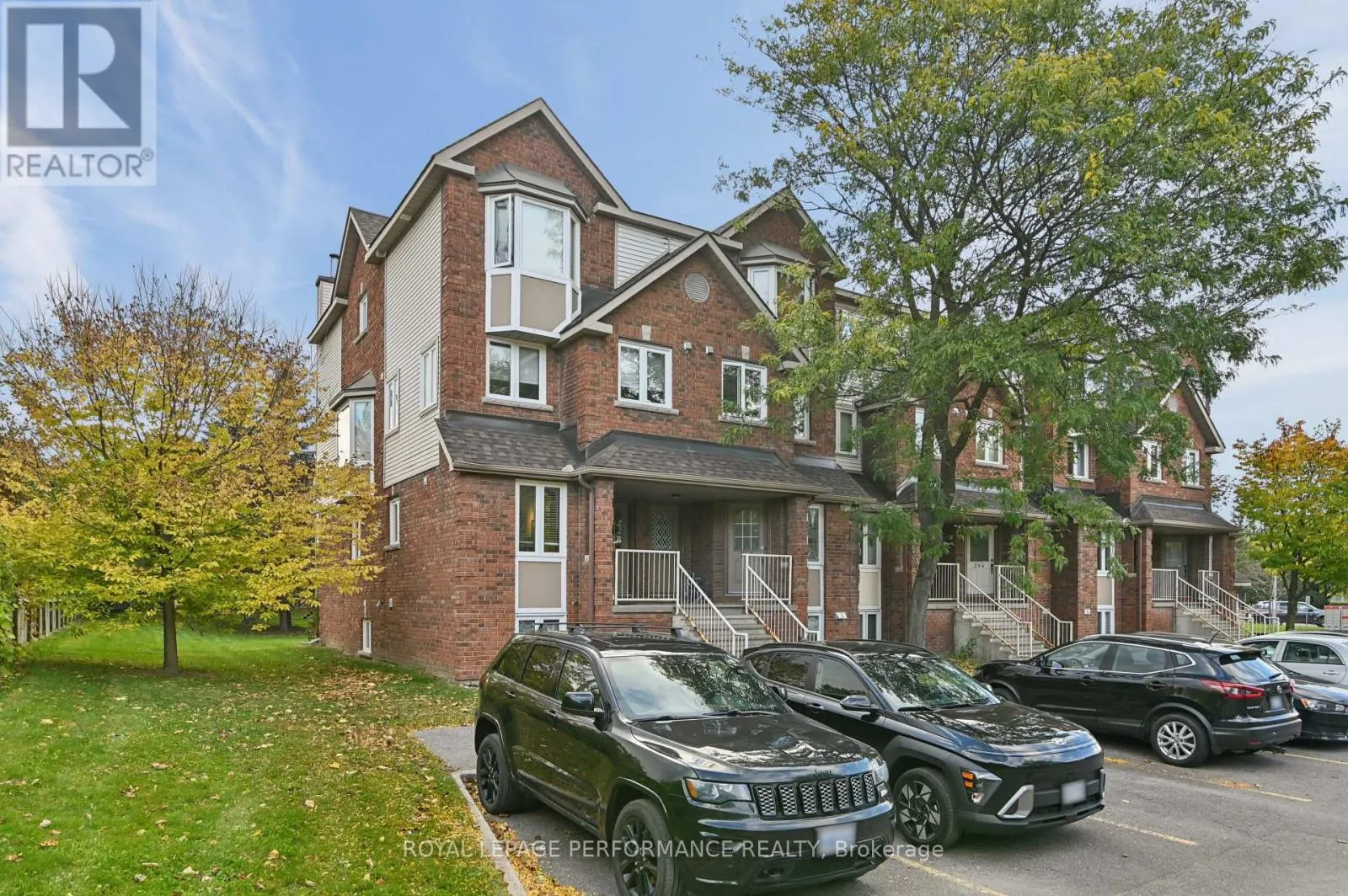 6 - 266 BRISTON PRIVATE