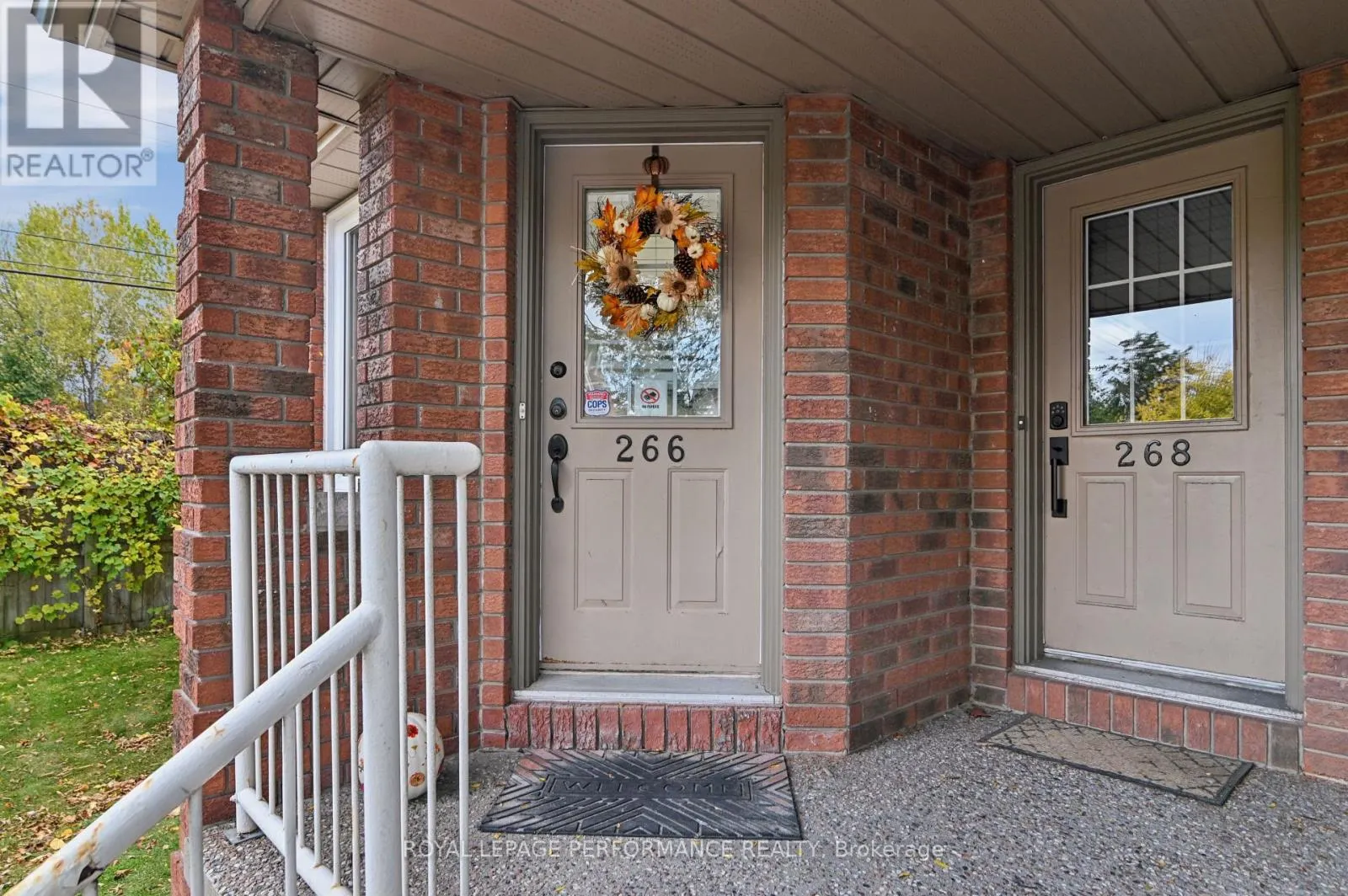 6 - 266 BRISTON PRIVATE