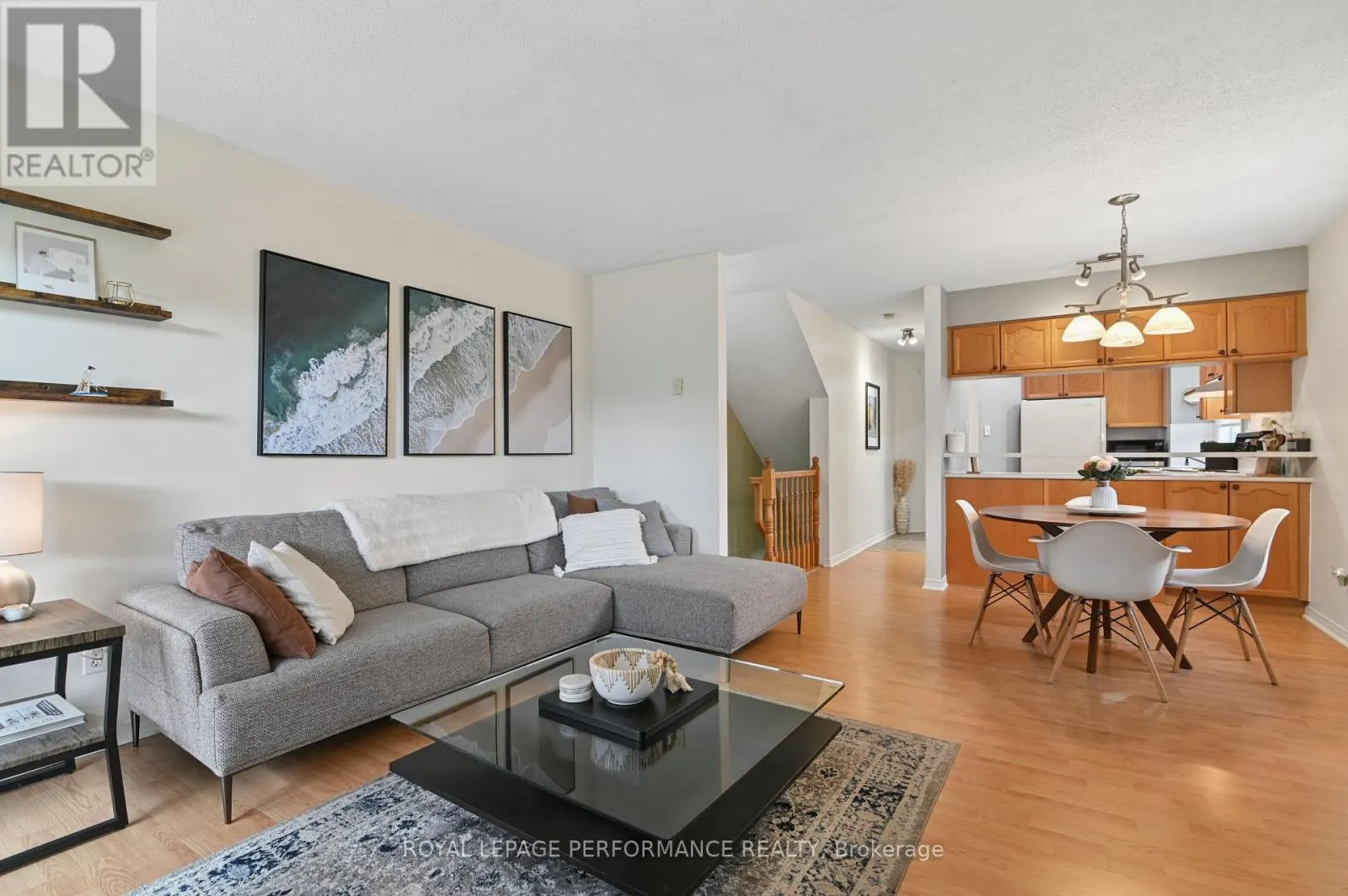 6 - 266 BRISTON PRIVATE