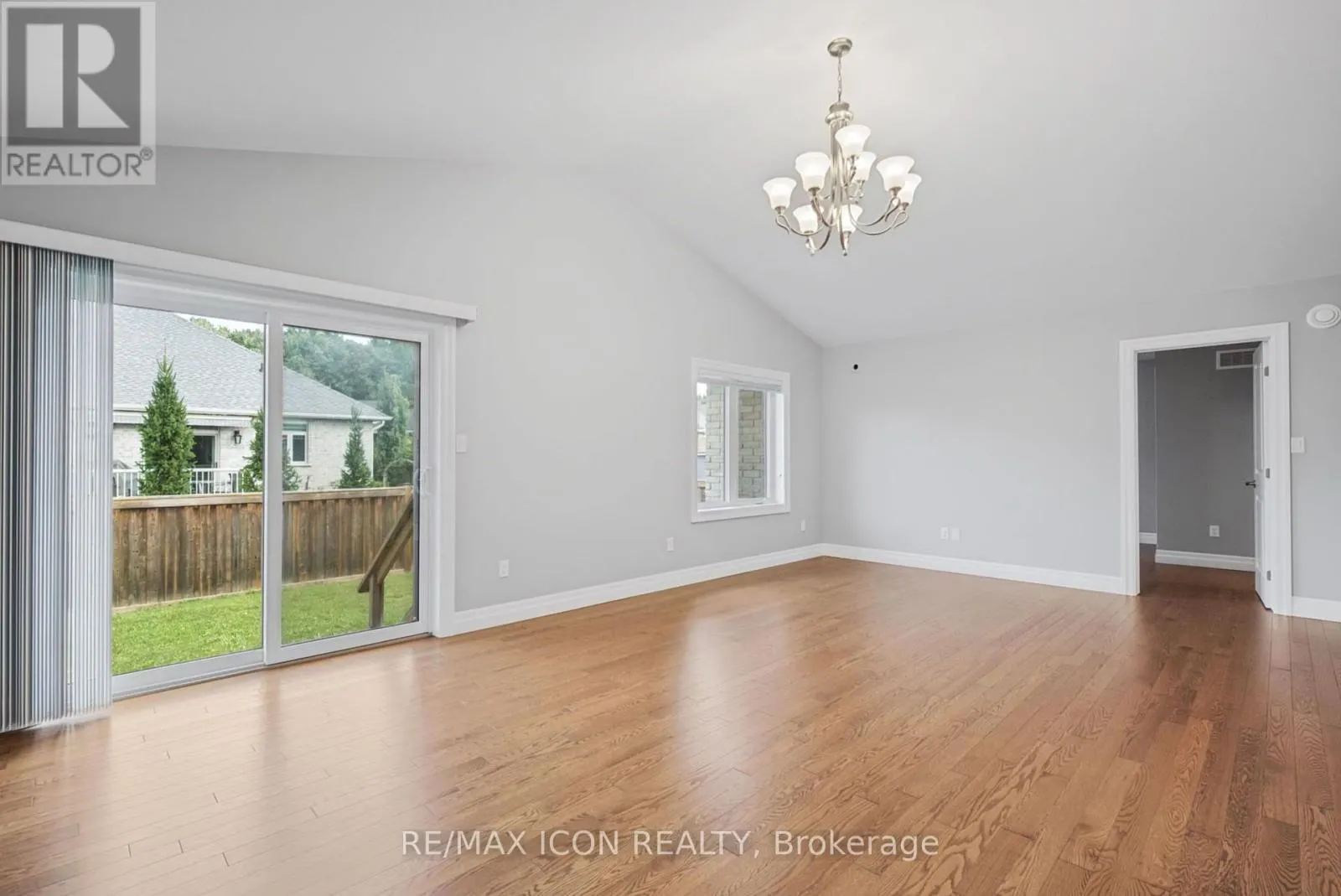 32 FOXTAIL LANE