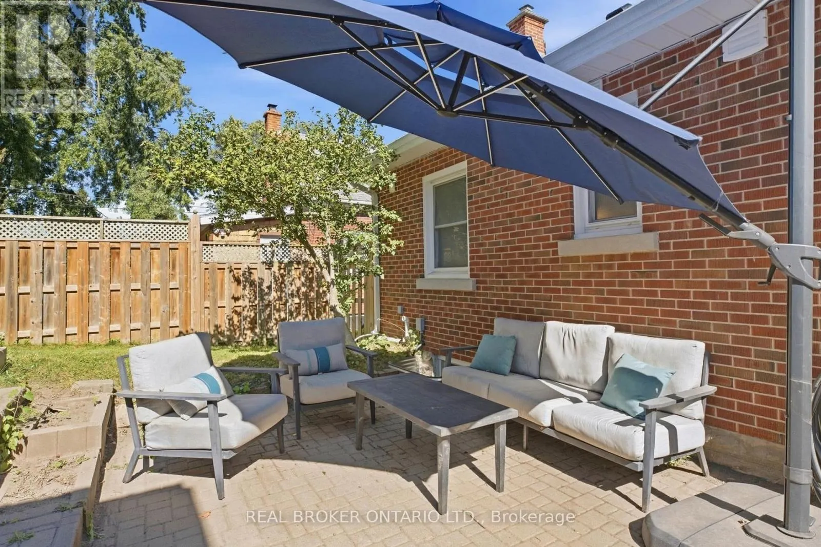 363 LAWRENCE AVENUE