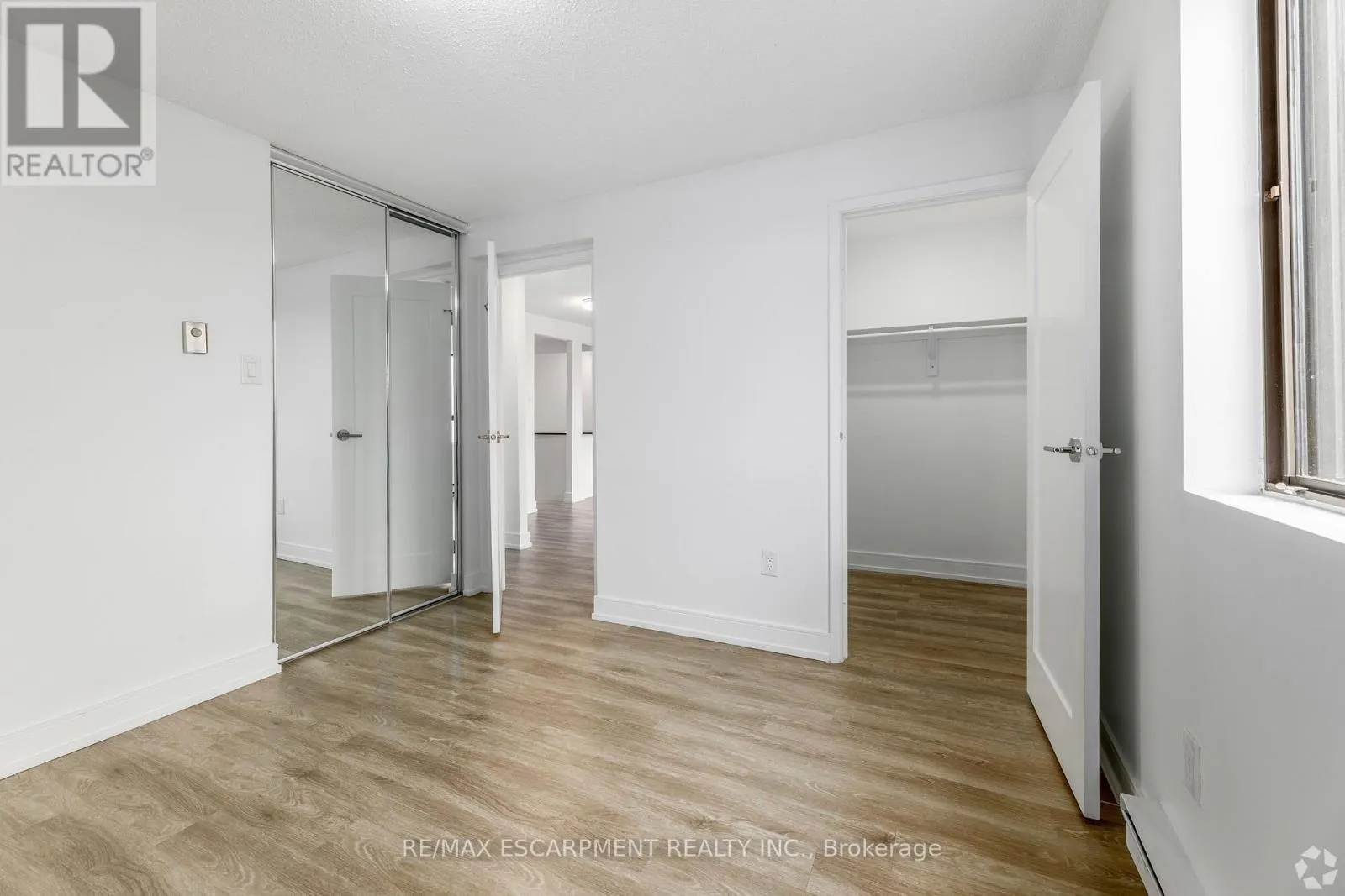 510 - 547 BELMONT AVENUE W