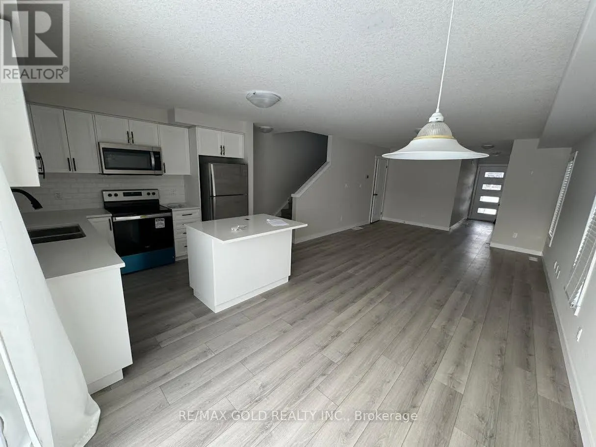 17 WILKINSON AVENUE