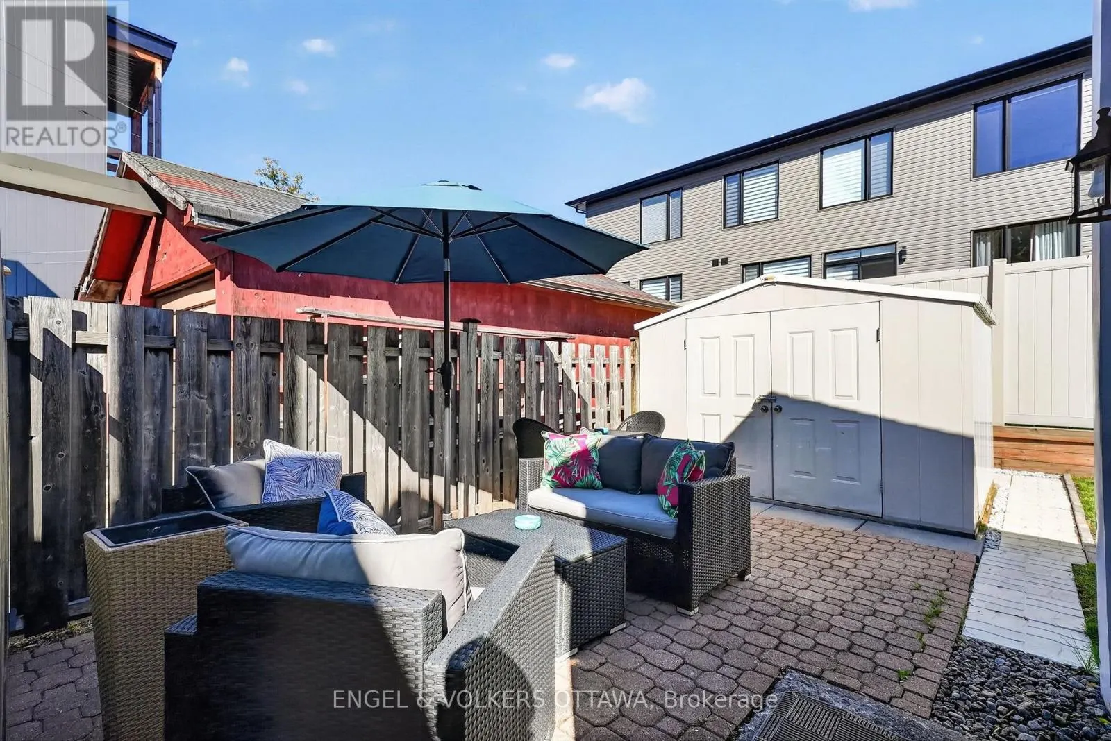 319 SAVARD AVENUE