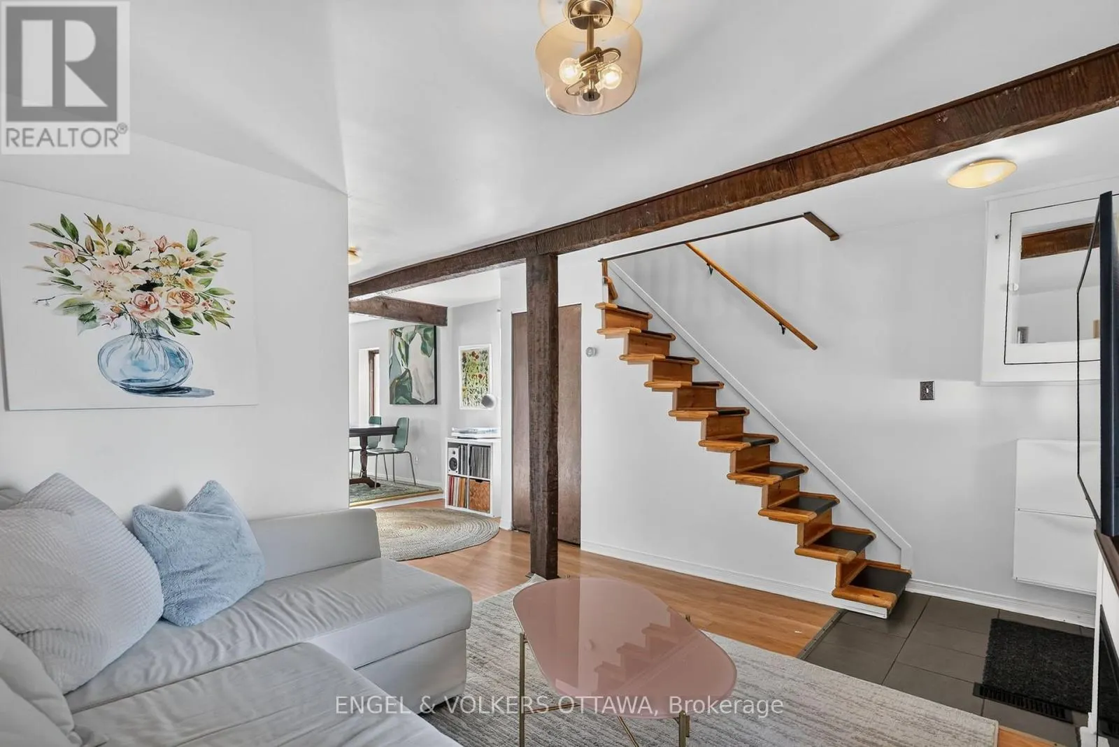 319 SAVARD AVENUE