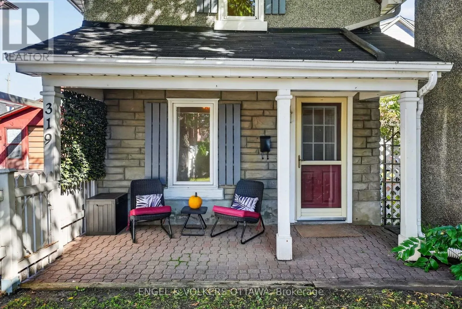 319 SAVARD AVENUE