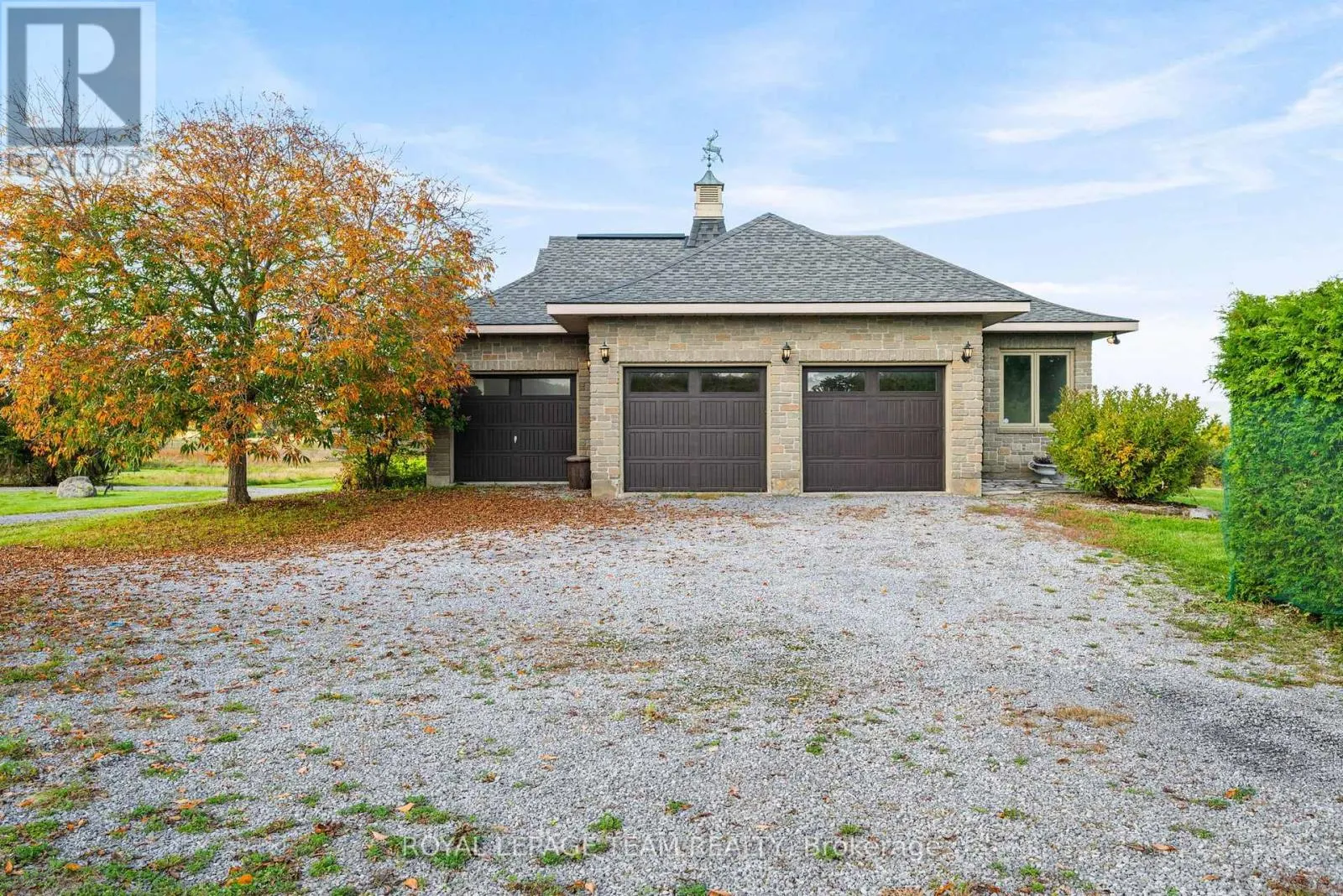 285 PINHEY POINT ROAD