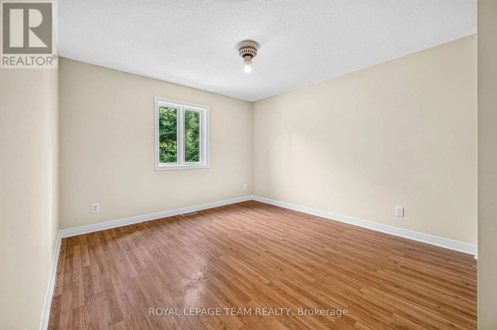2506 ROLLIN ROAD