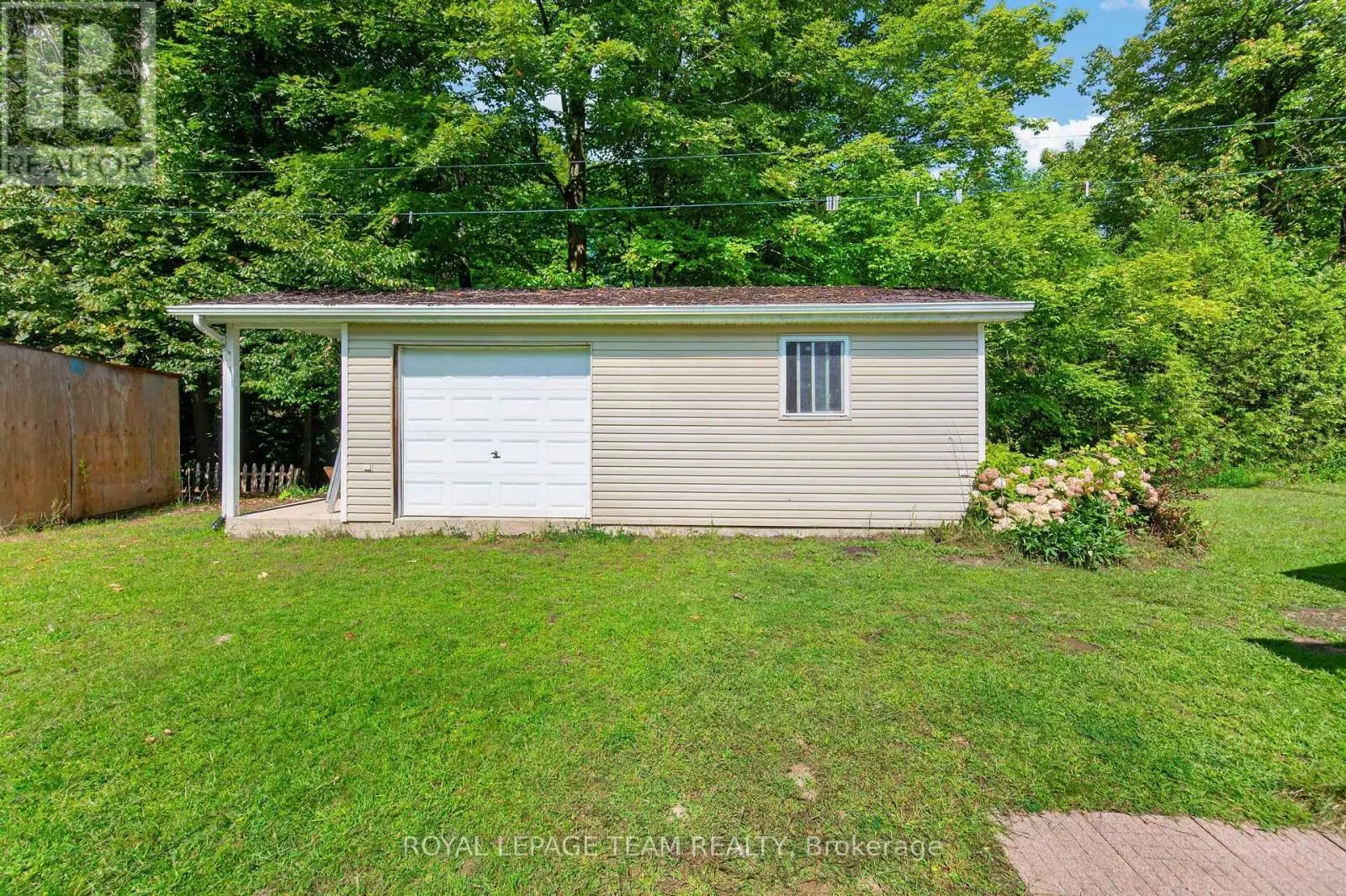 2506 ROLLIN ROAD