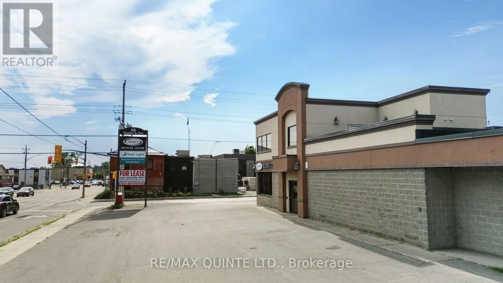66 DUNDAS STREET E