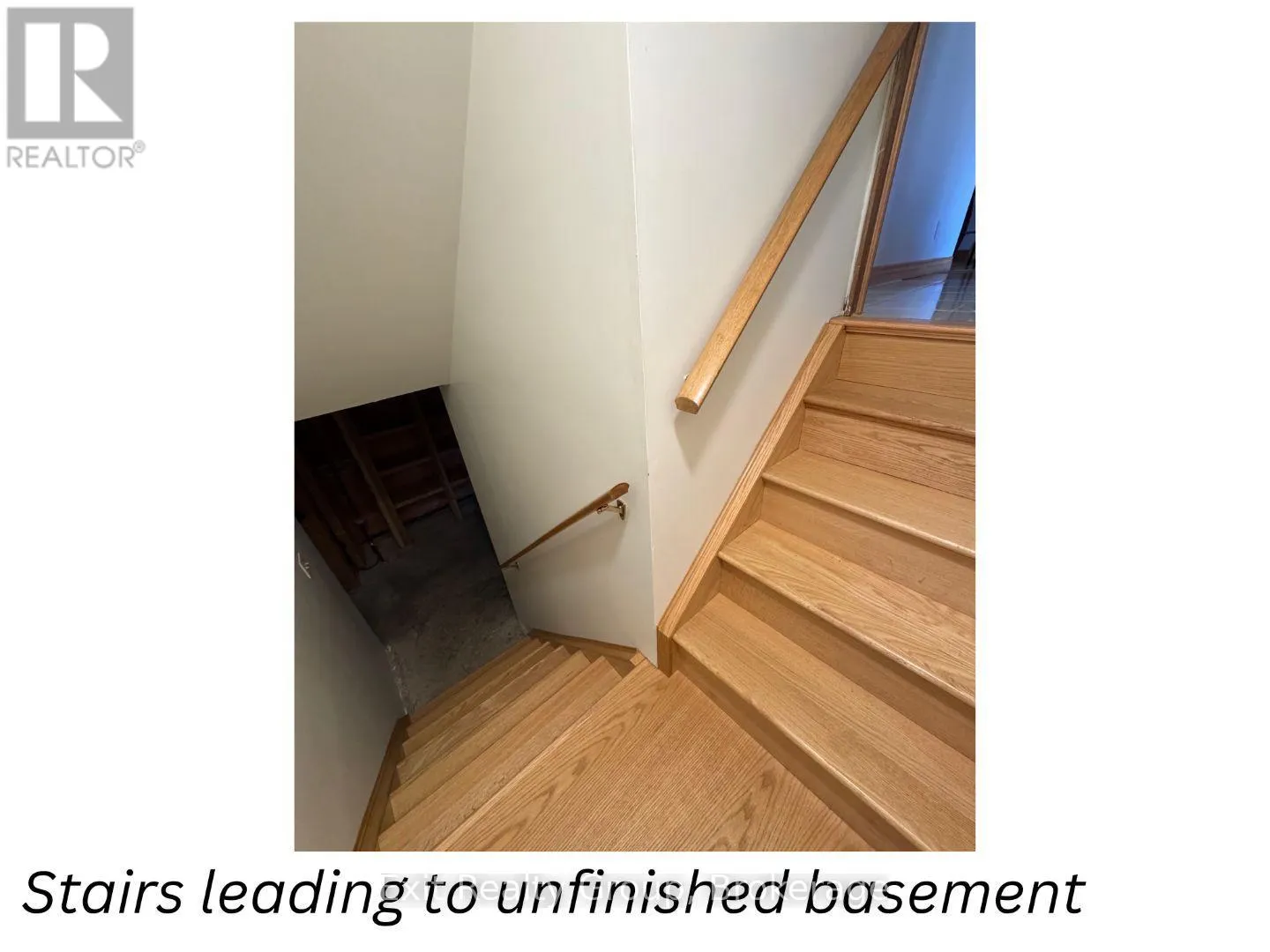 17 BRIDLEWOOD LANE