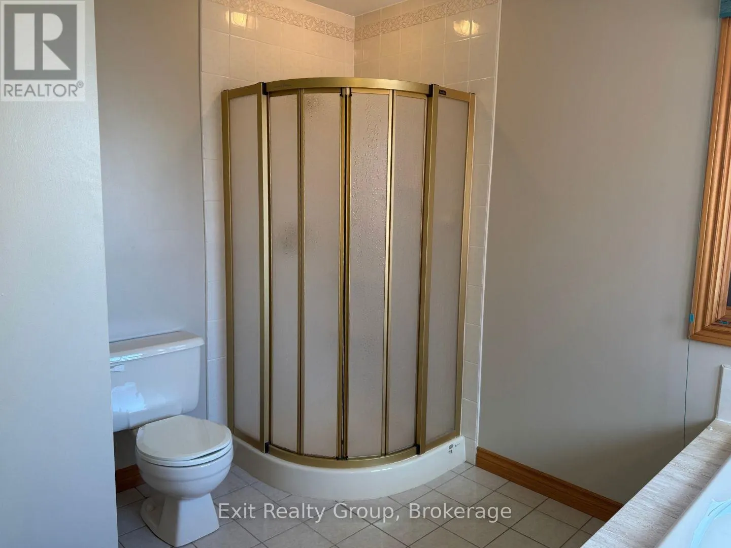 17 BRIDLEWOOD LANE