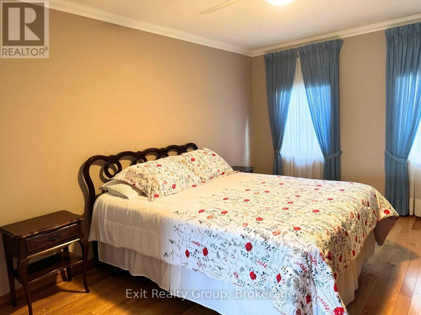 17 BRIDLEWOOD LANE