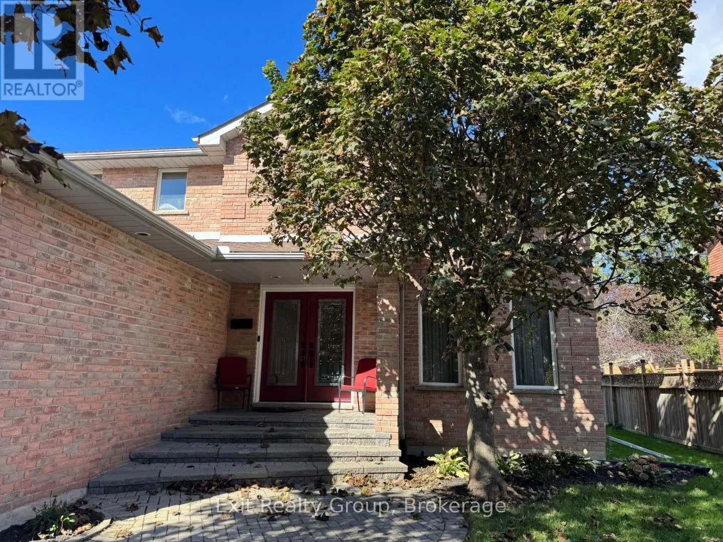 17 BRIDLEWOOD LANE
