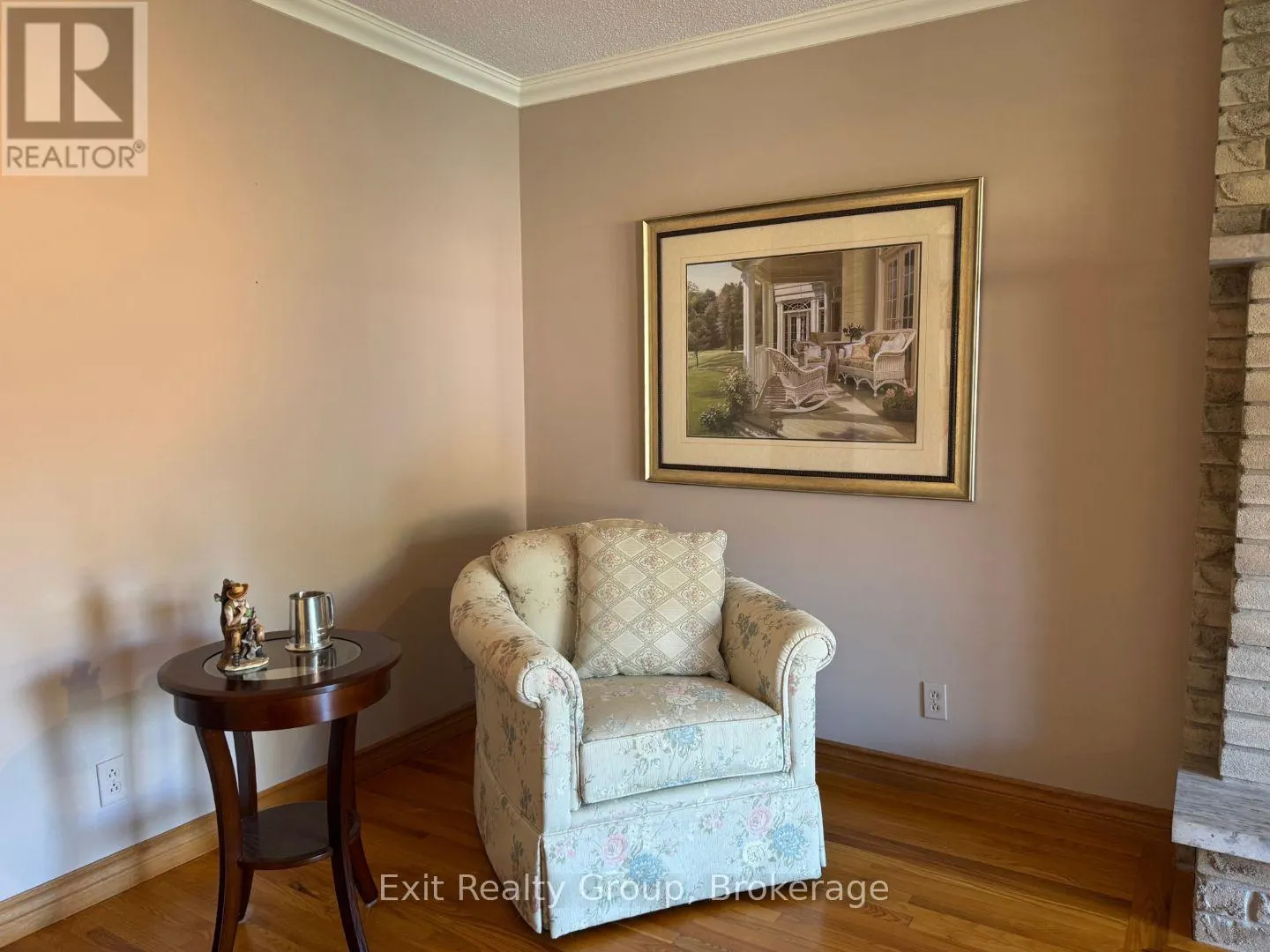 17 BRIDLEWOOD LANE