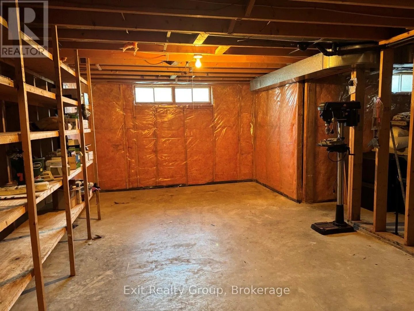 17 BRIDLEWOOD LANE