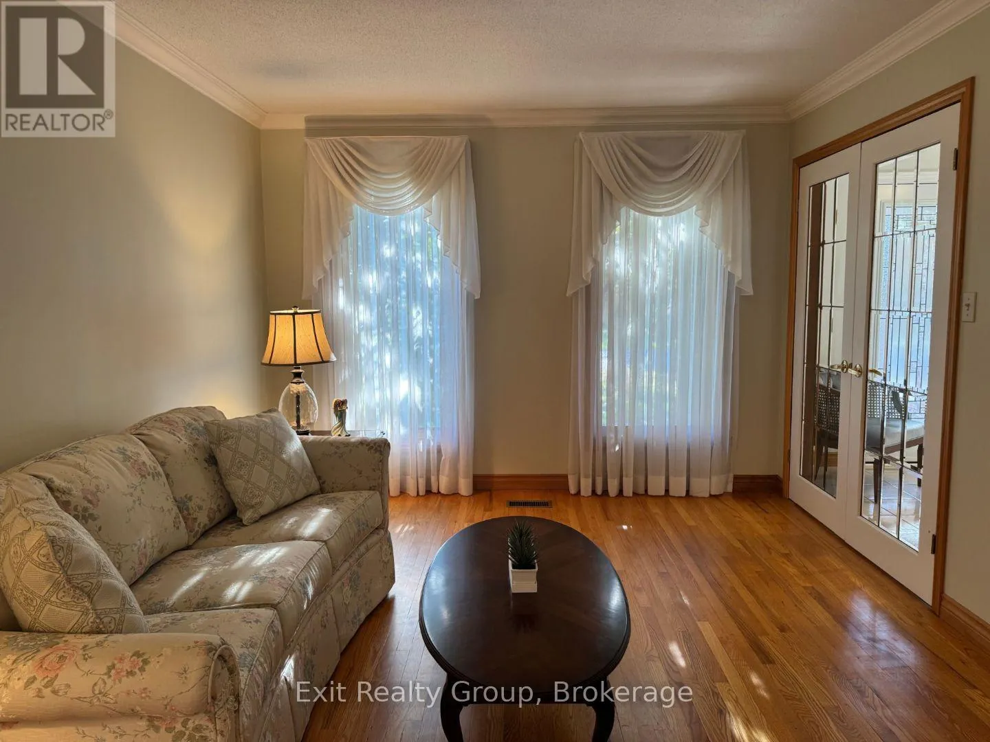 17 BRIDLEWOOD LANE