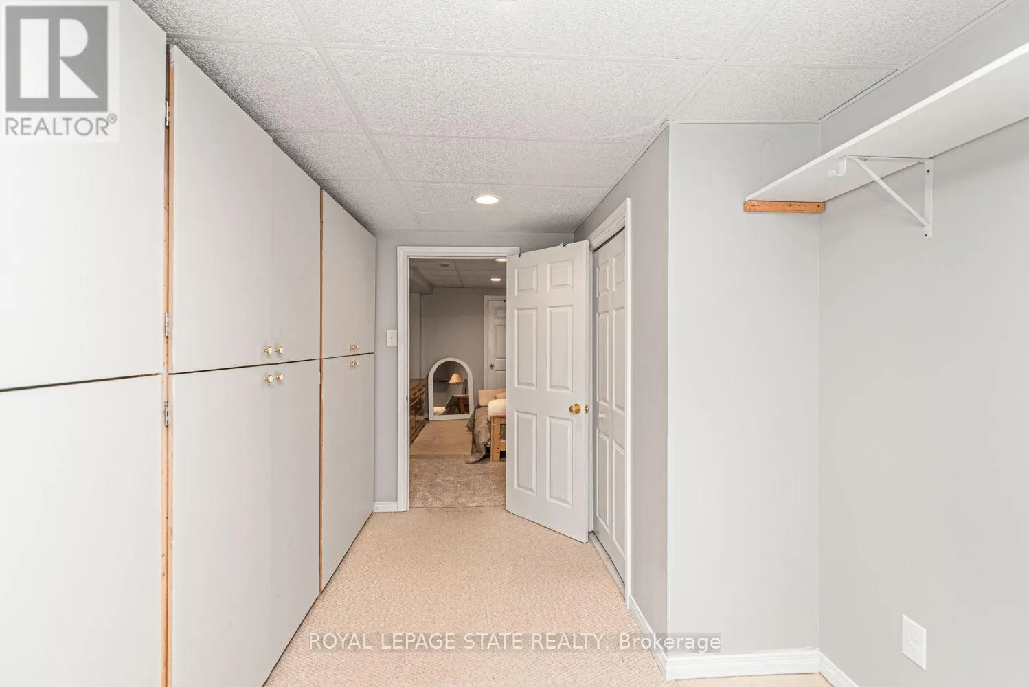 10 RICHVIEW DRIVE