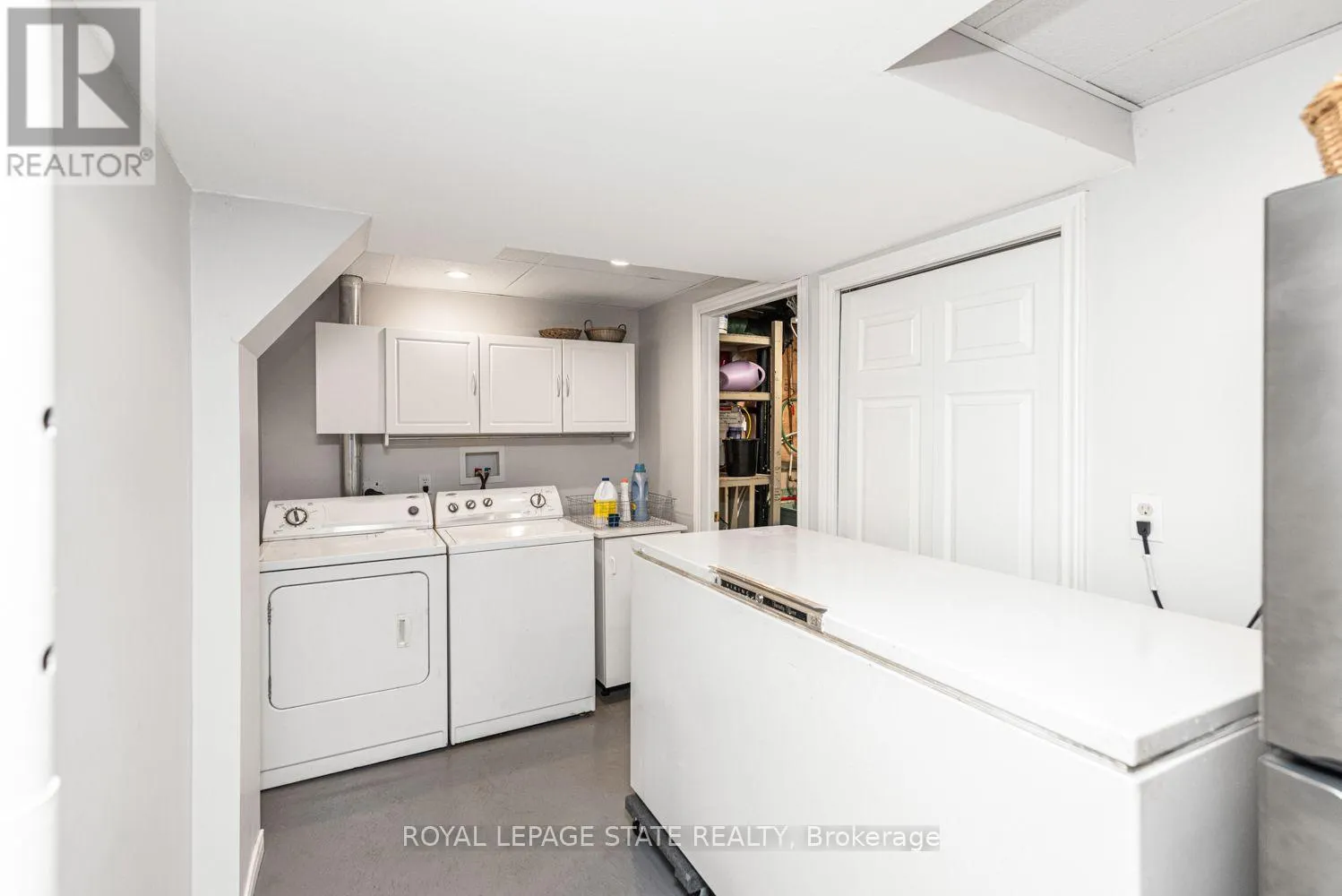 10 RICHVIEW DRIVE