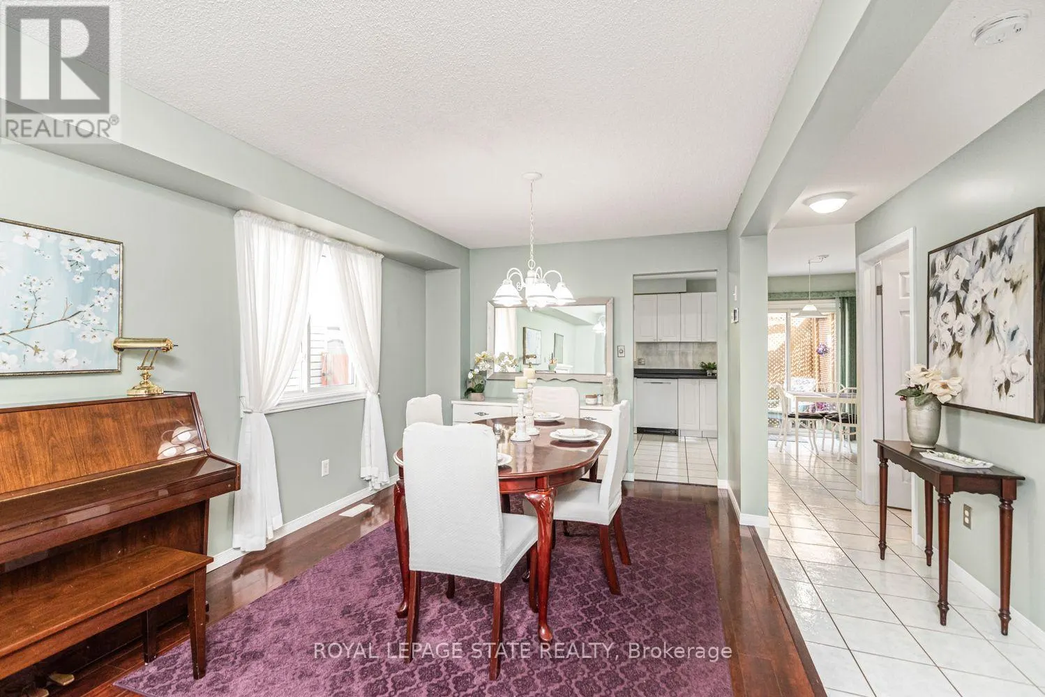 10 RICHVIEW DRIVE