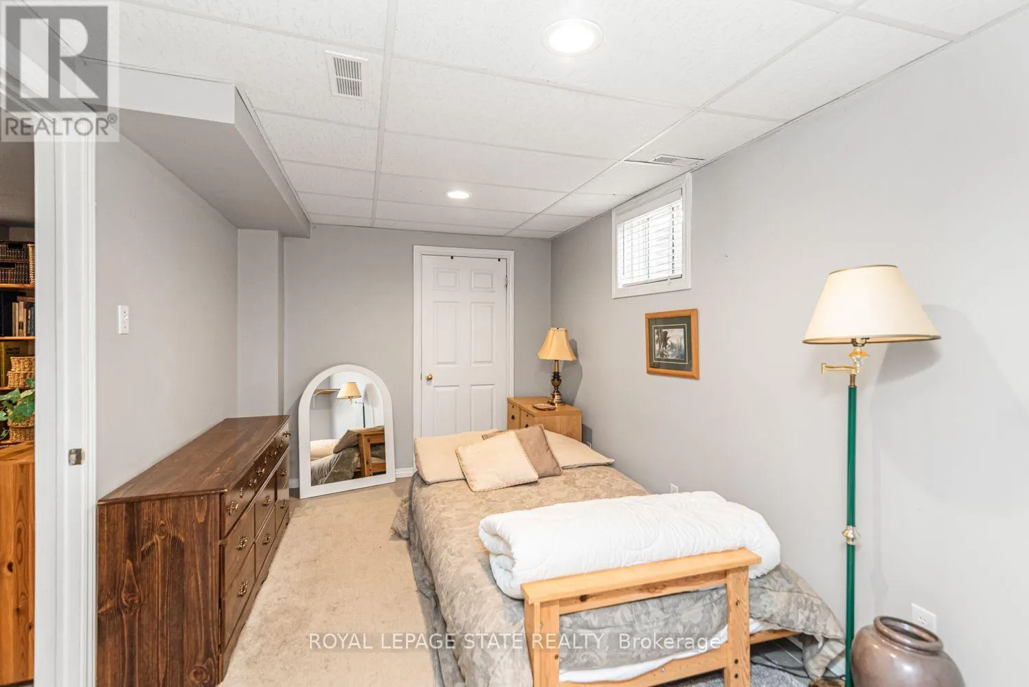 10 RICHVIEW DRIVE