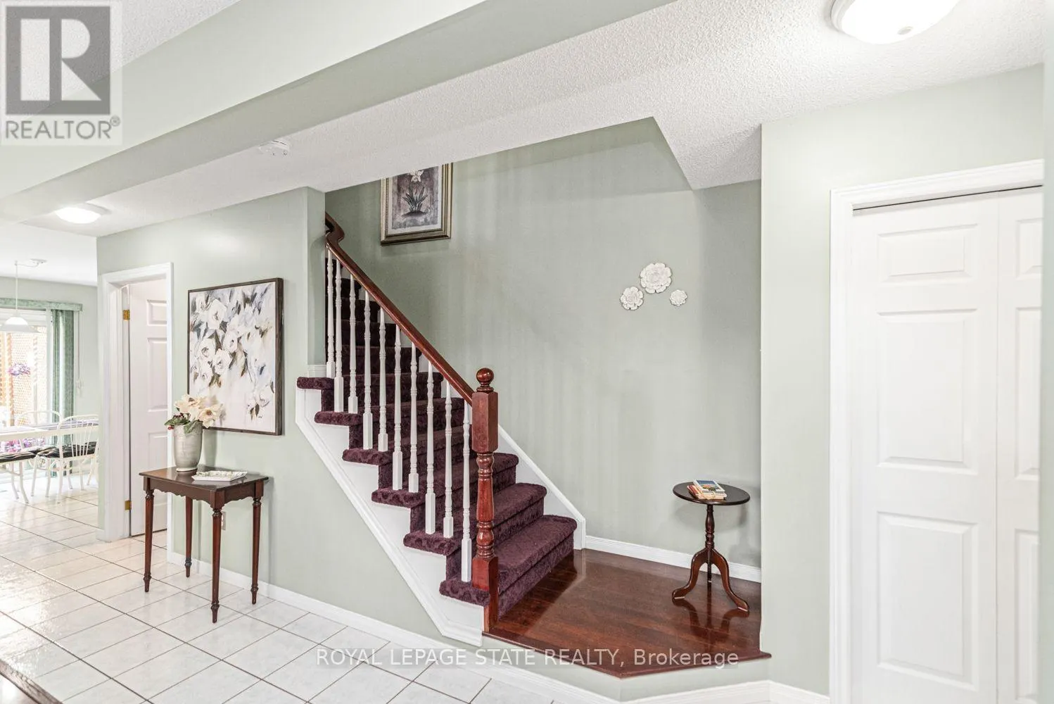 10 RICHVIEW DRIVE
