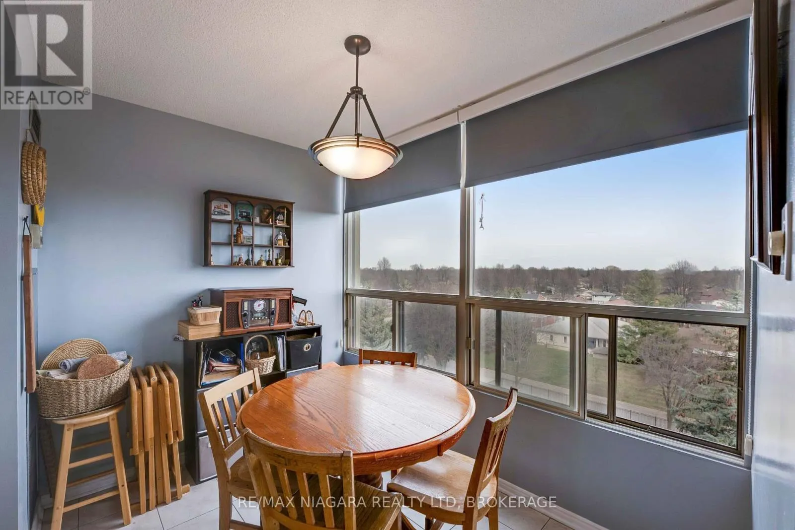 702 - 5100 DORCHESTER ROAD E #702