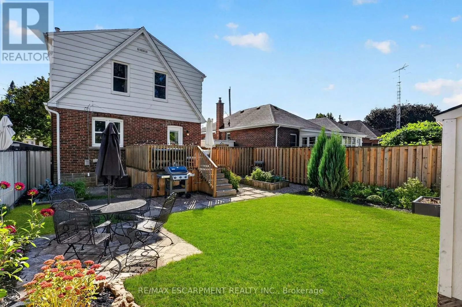 78 CAMERON AVENUE S
