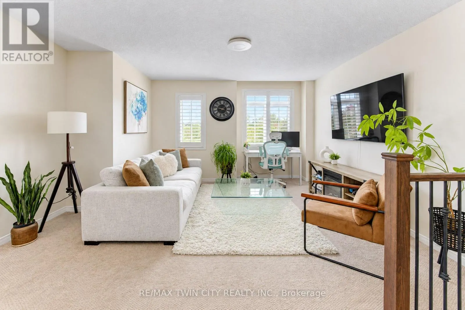 541 BRITTANIA CRESCENT