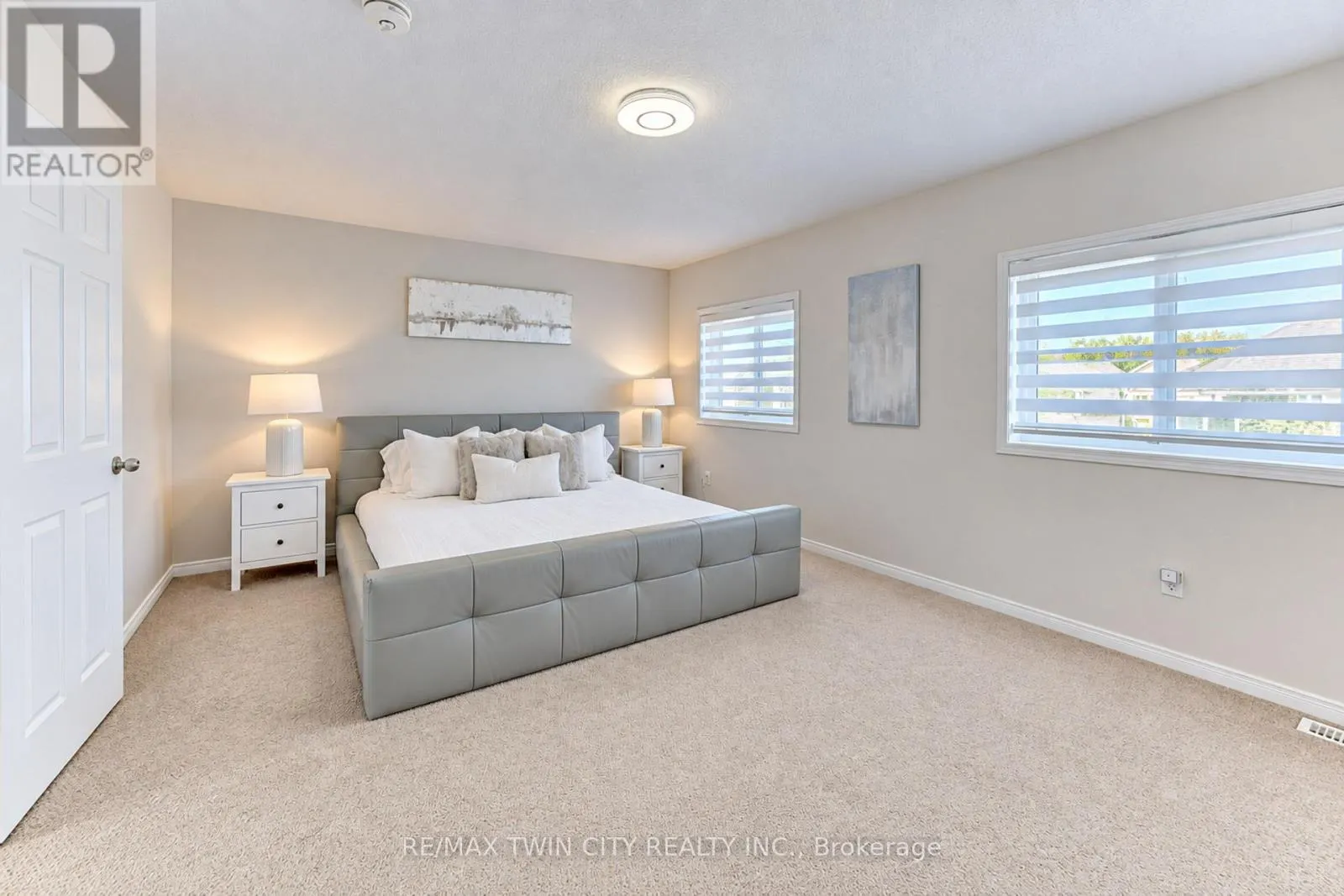 541 BRITTANIA CRESCENT