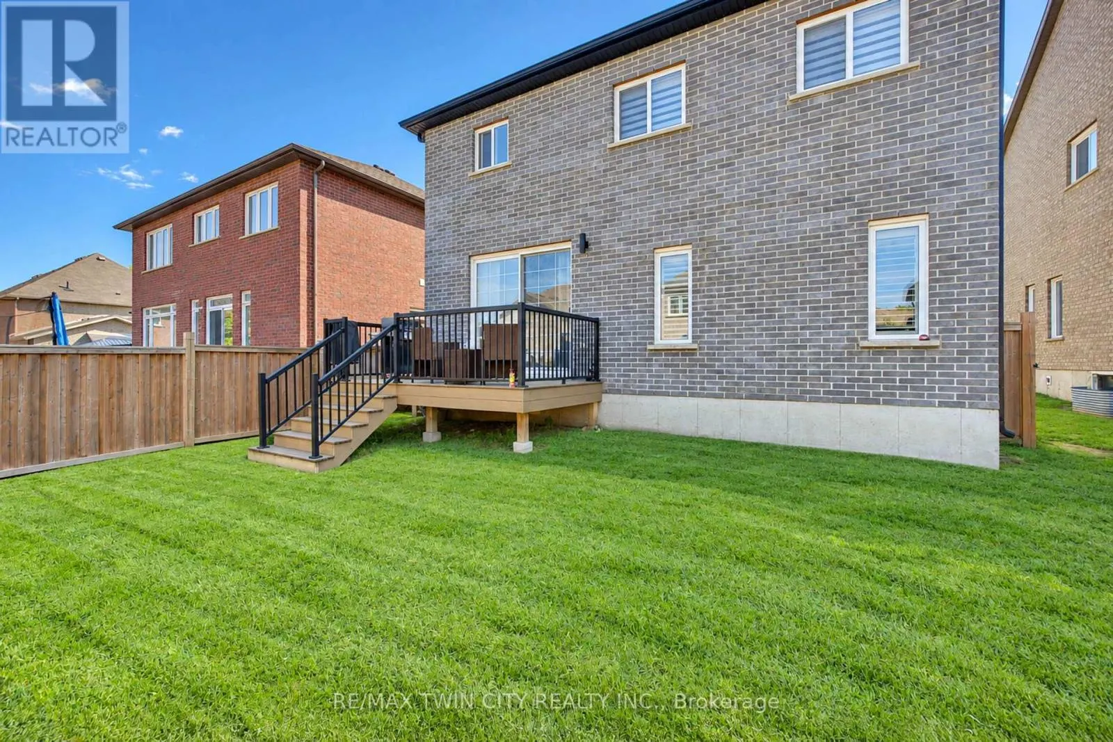 541 BRITTANIA CRESCENT