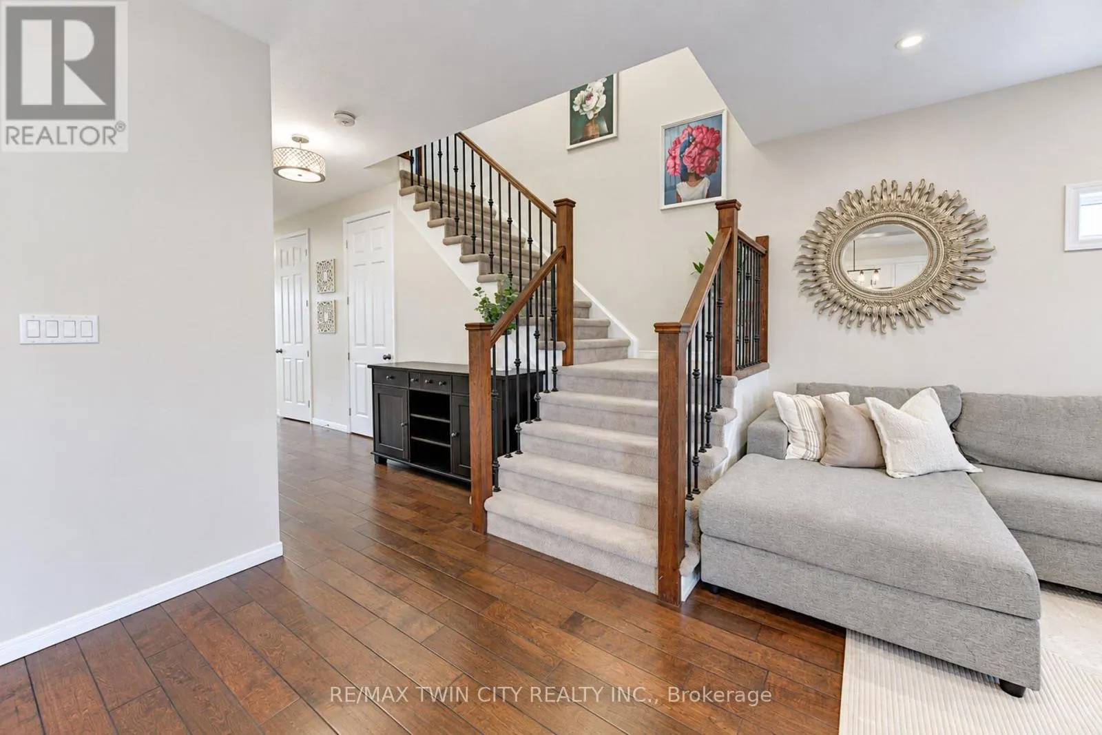 541 BRITTANIA CRESCENT